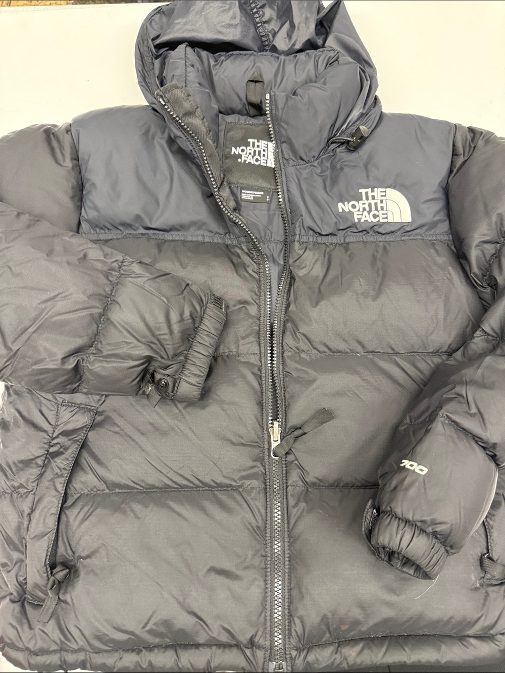 NEW The North Face Black Puffer Jacket with Hood Small